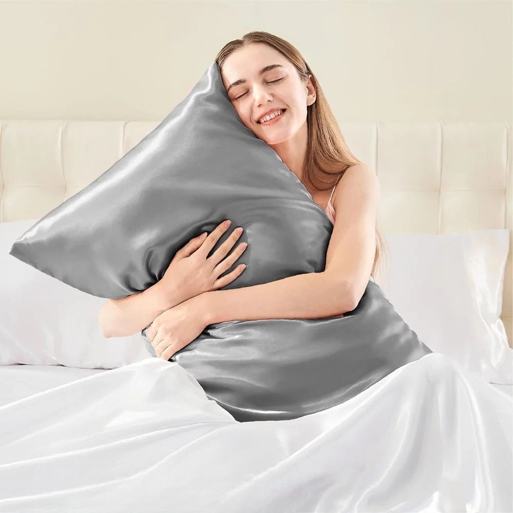 Taie d'Oreiller en Satin - SatinDreamPillow™ - Argenté - Comptoir du LIT